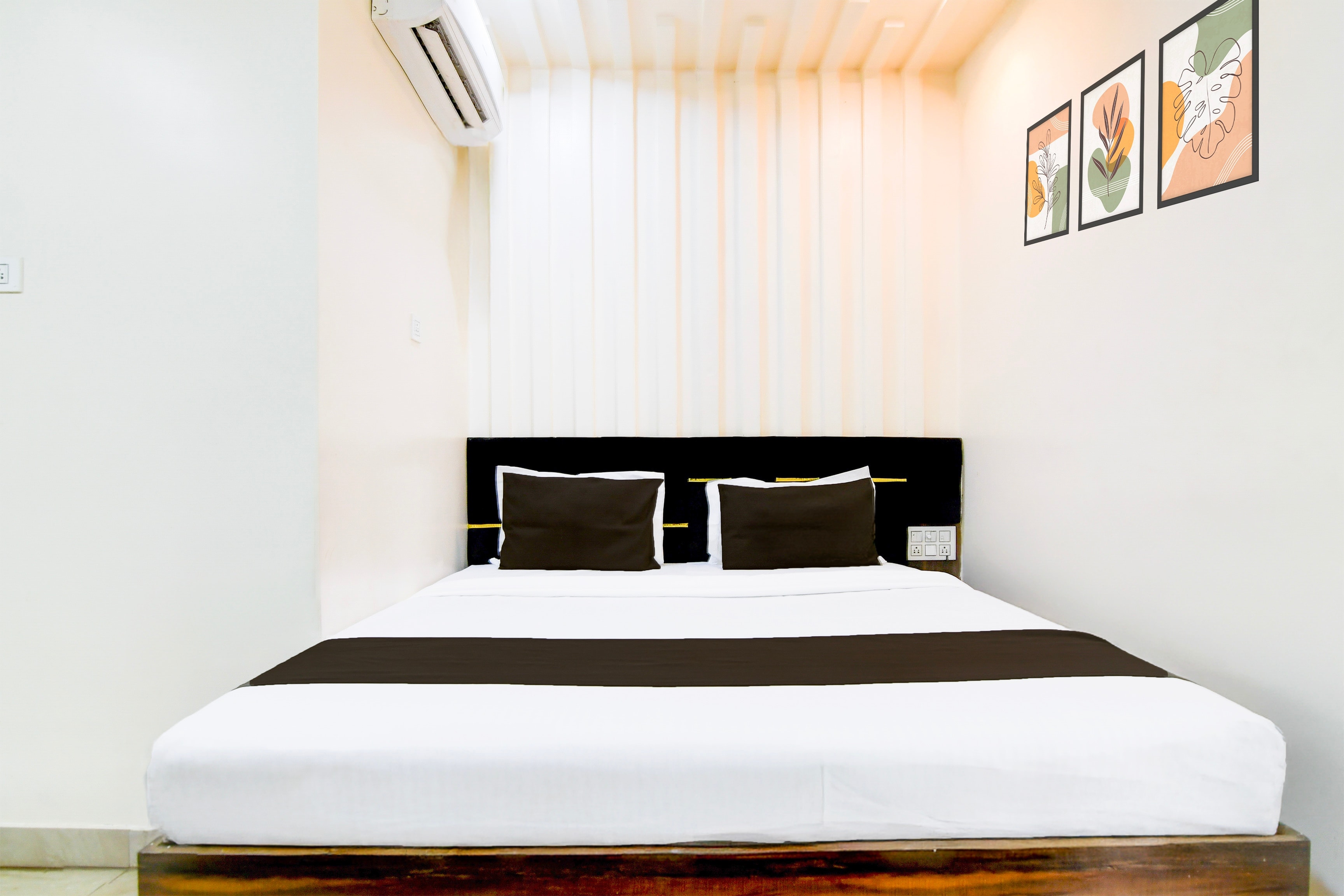 Hotel O Shree Sai Resort 2.0 - Tap to explore photos