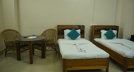 Hotel Blue Pine Room Type - Deluxe Room