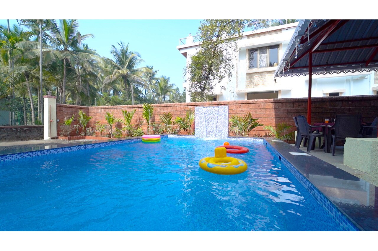 Sea Dreamz | Entire 6BHK Villa By 29Bungalow - Tap to explore photos
