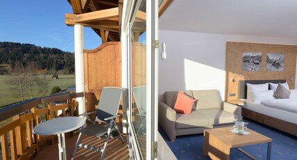Best Western Plus Hotel Alpenhof Room Type - 1 Double Bed, Deluxe Room, Mountain View, Cozy Alpine Design, Balcony, Mini Bar, Free W-Lan, Full Br Best Western Plus Hotel Alpenhof Room Type - 1 Double Bed, Deluxe Room, Mountain View, Cozy Alpine Design, Balcony, Mini Bar, Free W-Lan, Full Br