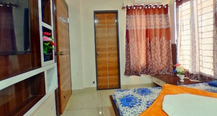 Hotel Dhanraj Deluxe Kolhapur Maharashtra Room Type - Deluxe AC Room