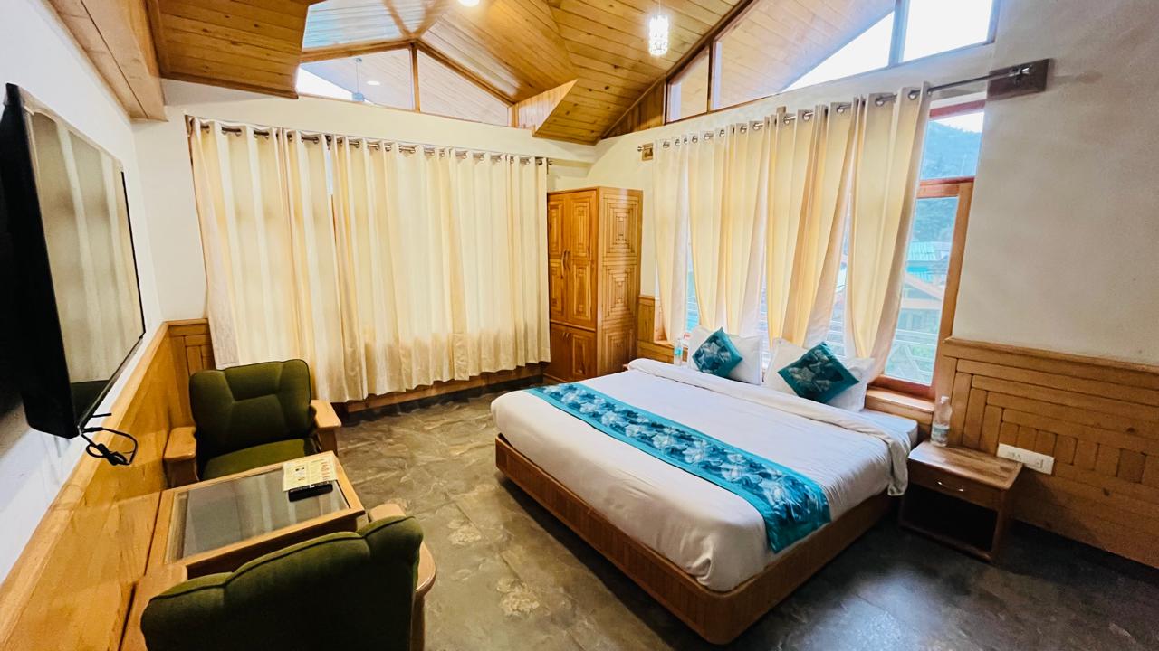 Hotel The Hillstone Manali - Tap to explore photos