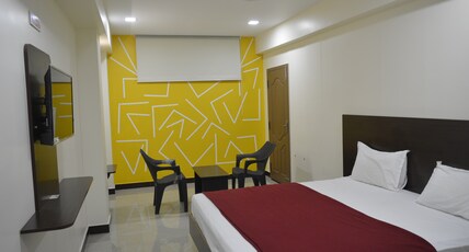 Annai Residency Room Type - Non AC Six Bed Room