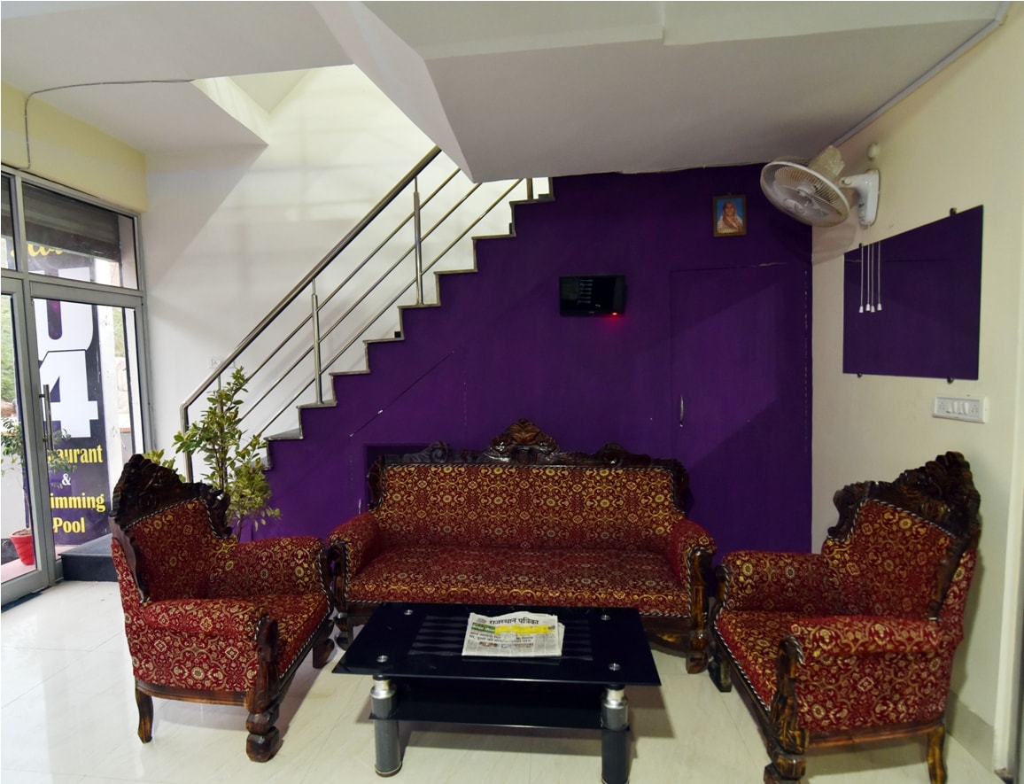 Hotel U4 - Tap to explore photos