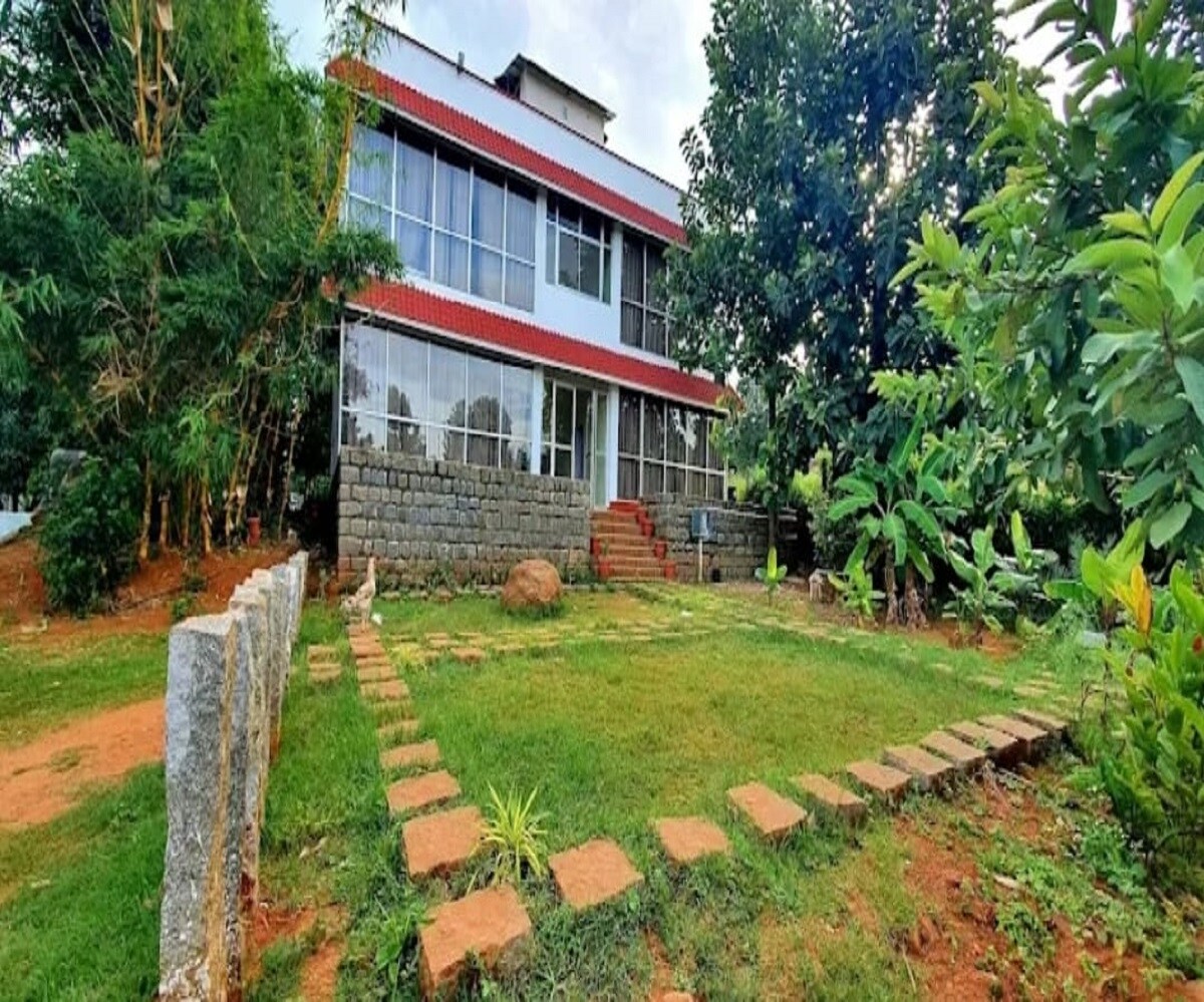 Glass House Resort - Yelagiri - Tap to explore photos