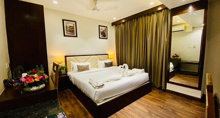 HOTEL THE BELLEVUE Room Type - Deluxe Room