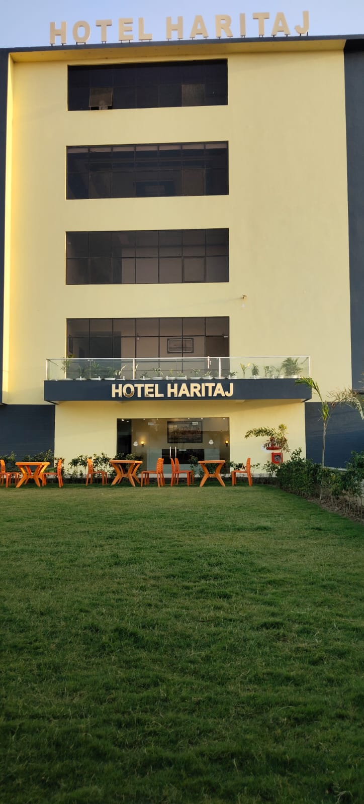 Hotel Haritaj. - Tap to explore photos