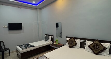 Shiv residency paying guest house Room Type - Bedroom 3