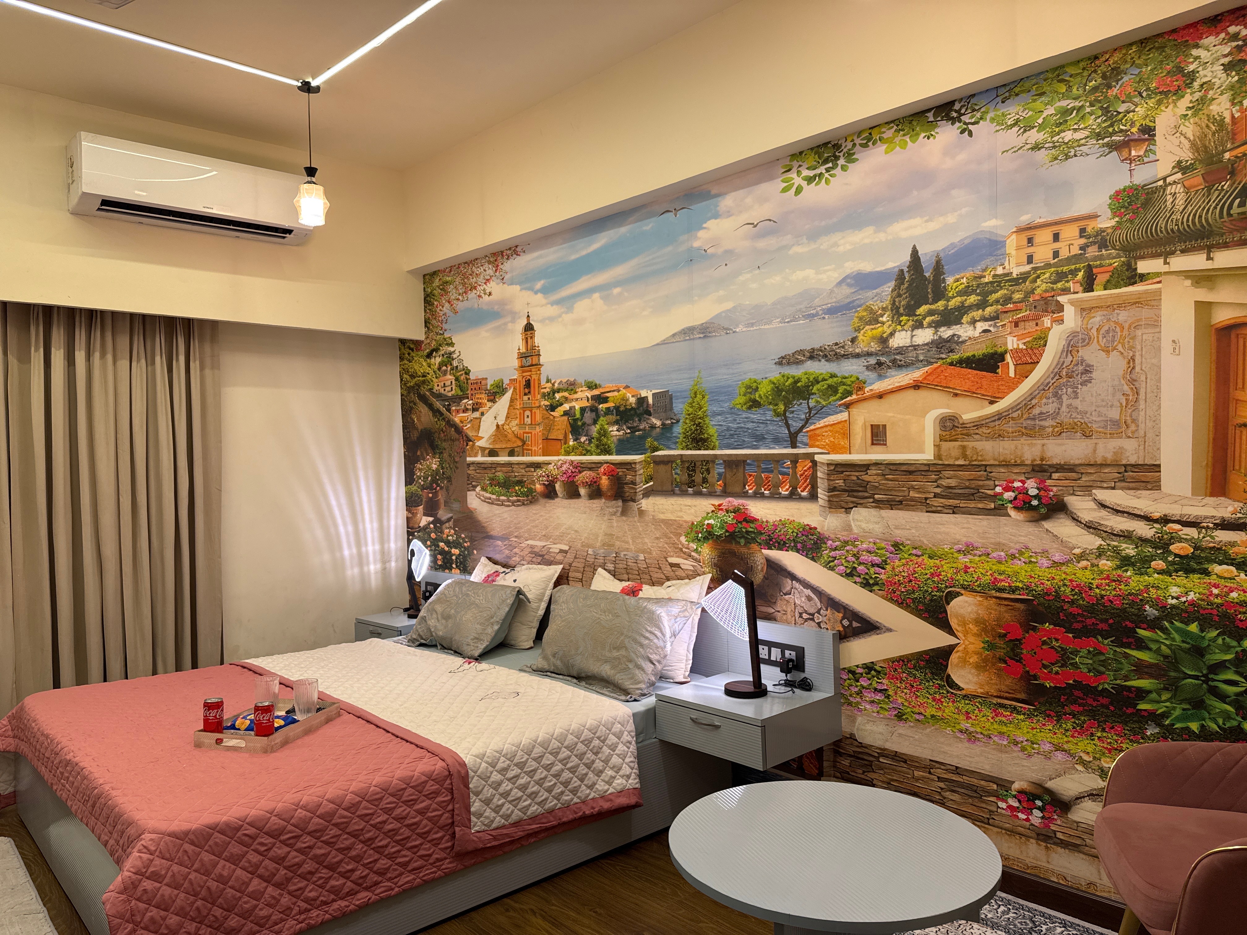 The French Studio - A luxe 4star Experience - Tap to explore photos