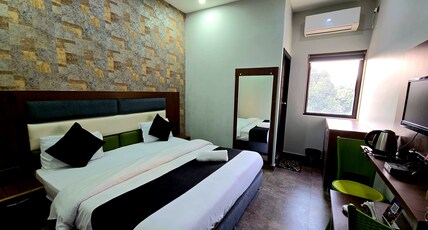 MODE RESIDENCY Room Type - Luxury Room