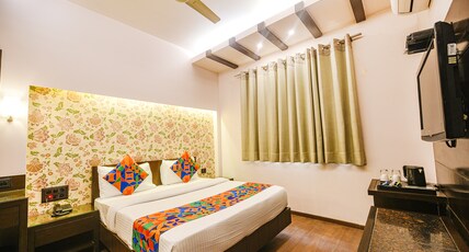 FabHotel Aashraye Room Type - Deluxe Room
