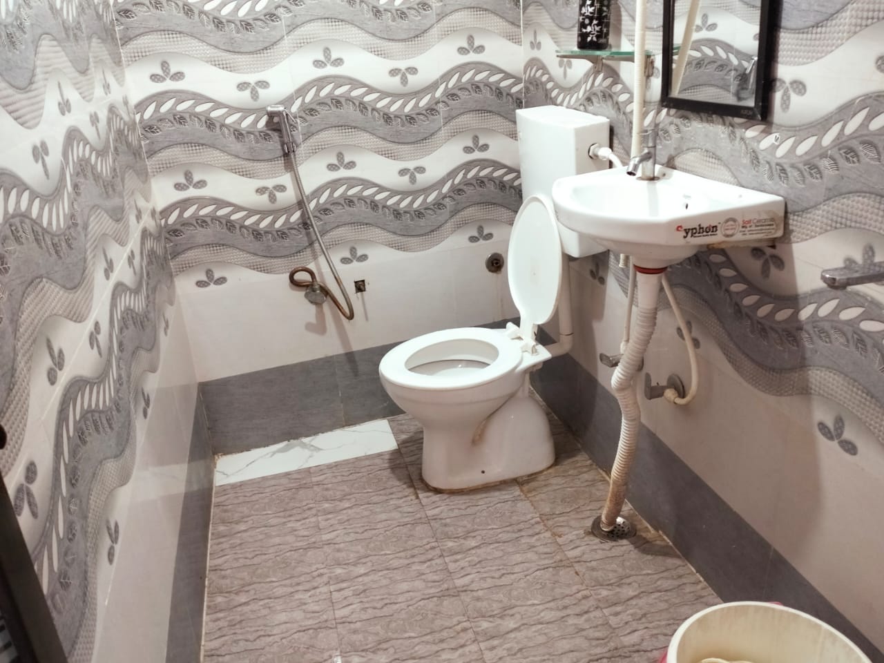 Hotel Ayodhya - Tap to explore photos