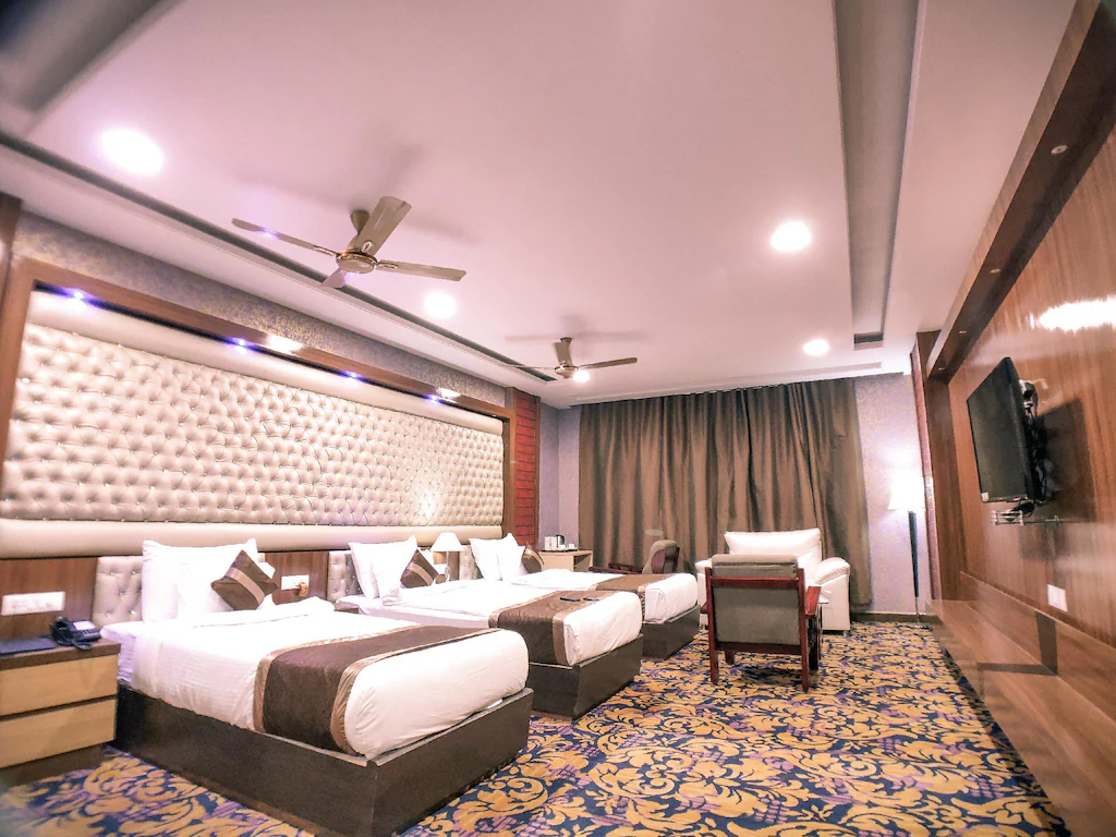 Hotel Vishnu Empire Room Type - Grand Executive