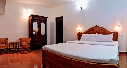 Camelia HomeStay Room Type - Deluxe Room 4