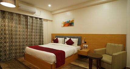 Hotel Park Square Room Type - DELUXE ROOM