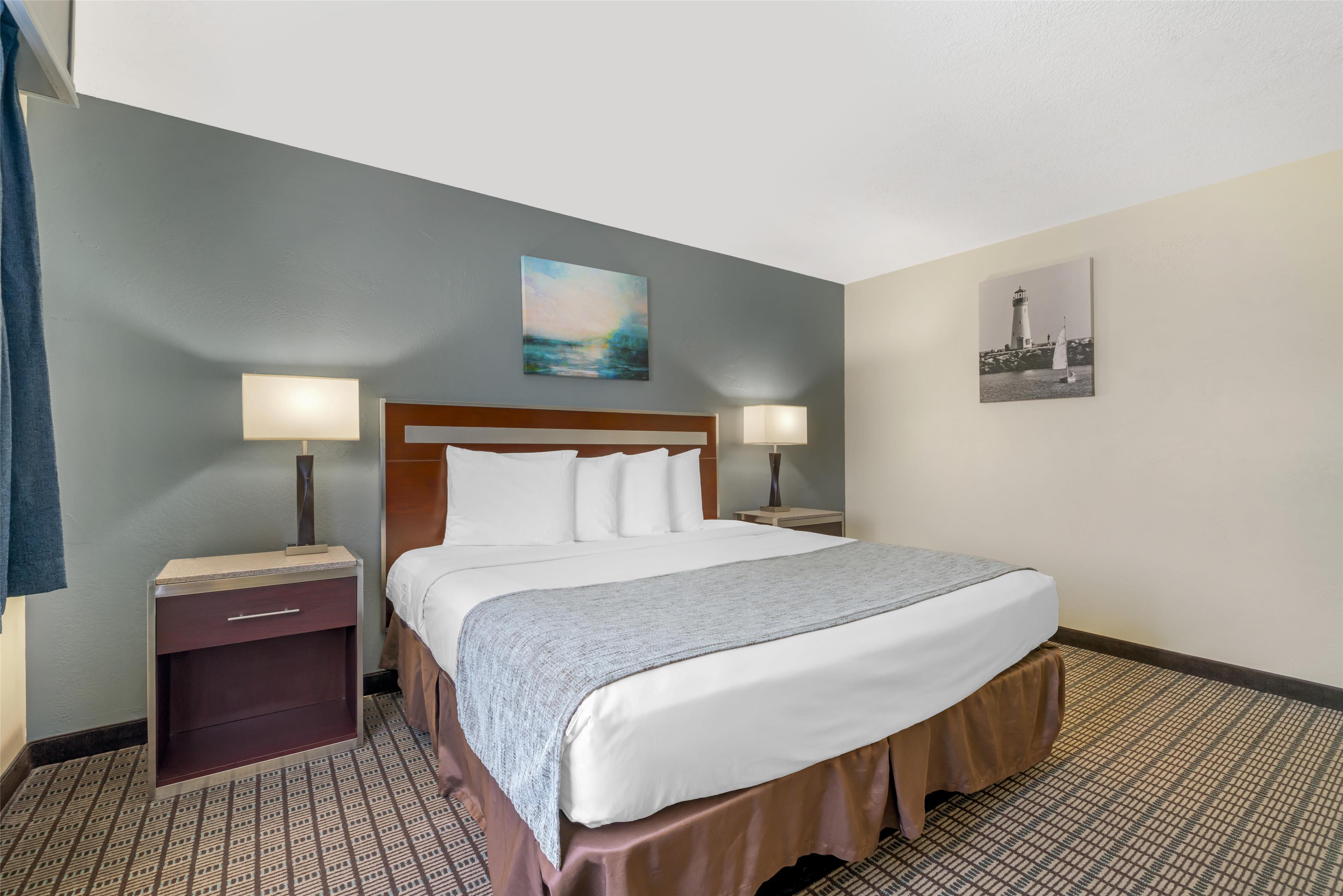 Best Western Maritime Inn - Tap to explore photos