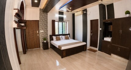 Geeta HomeStay Karanprayag Room Type - Royal Officers choice (XL Room)