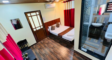 Green Hill Resort Room Type - Deluxe Double Room