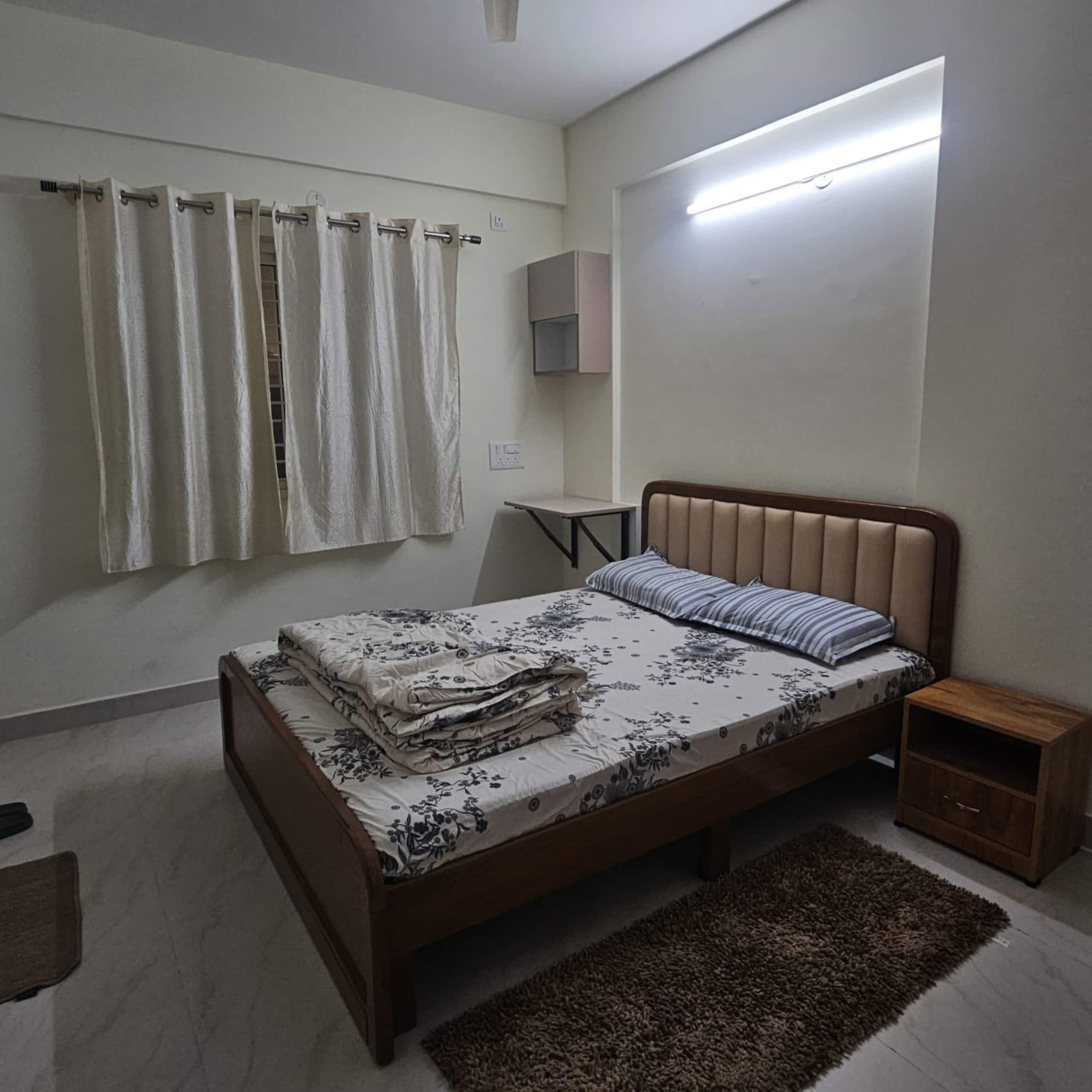 Alpha3 | EcoWorld, Bellandur | 1BHK, Fast WiFi - Tap to explore photos