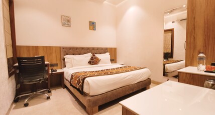 Blessings Hotel Amritsar Room Type - Deluxe Room