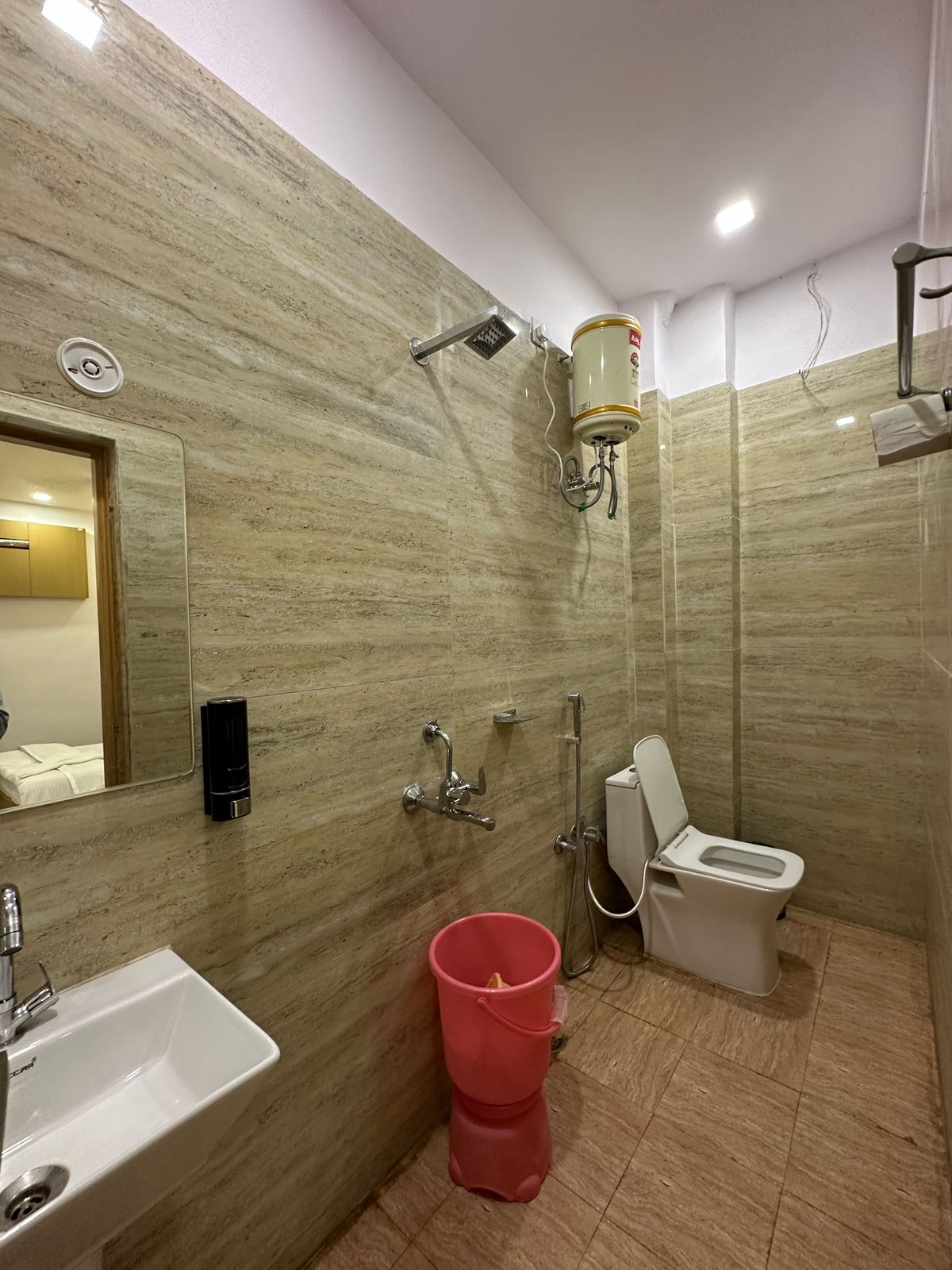 HOTEL SANGAM INN - Tap to explore photos