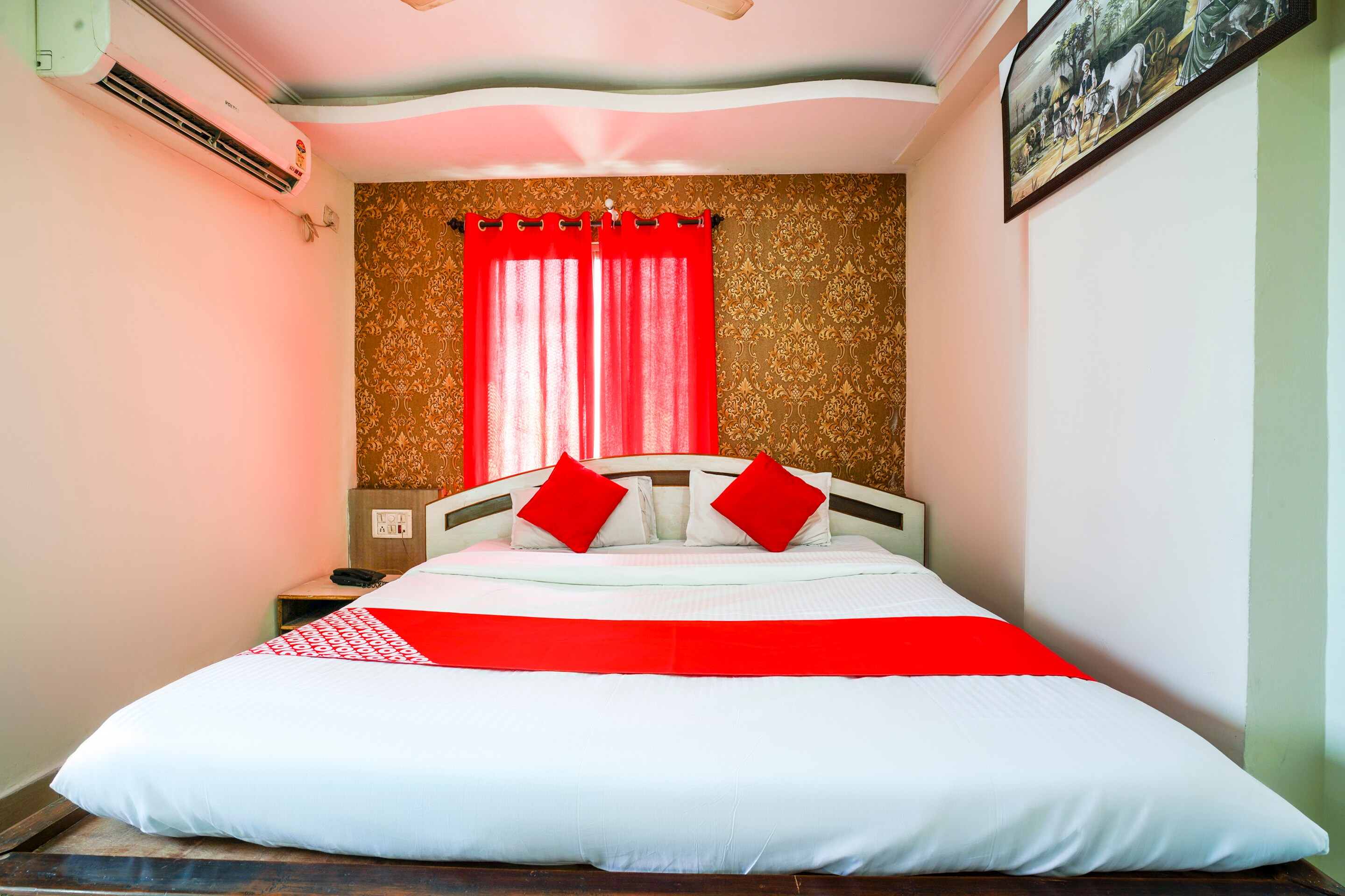 SPOT ON Hotel Hyderabad Continental - Tap to explore photos