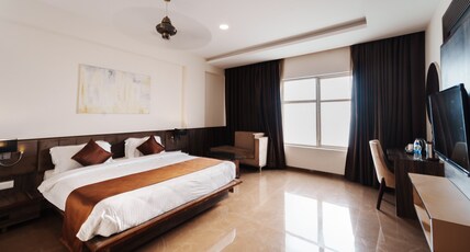 Hotel High Rise Regency Room Type - Executive Suite
