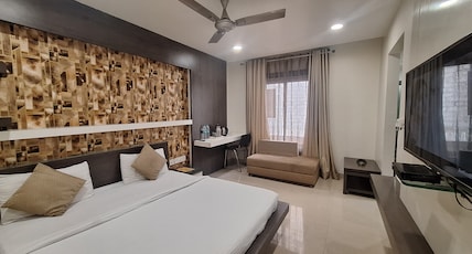 Hotel Alankar Palace (MP Nagar - Bhopal) Room Type - Standard AC Room with High Speed WIFI Hotel Alankar Palace (MP Nagar - Bhopal) Room Type - Standard AC Room with High Speed WIFI
