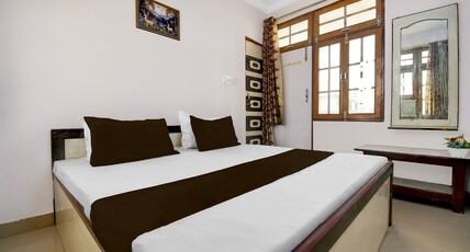 Hotel O New Shagun Vatika Lawn & Hotel Room Type - Classic