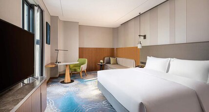 Holiday Inn CHENGDE PARK VIEW Room Type - 1King Standard Garden Vw Single Sofa Bed