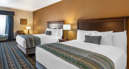 Best Western Plus Casper Inn & Suites Room Type - Accessible - 2 Queen, Mobility Accessible, Communication Assistance, Bathtub, Non-Smoking, Full Brea Best Western Plus Casper Inn & Suites Room Type - Accessible - 2 Queen, Mobility Accessible, Communication Assistance, Bathtub, Non-Smoking, Full Brea