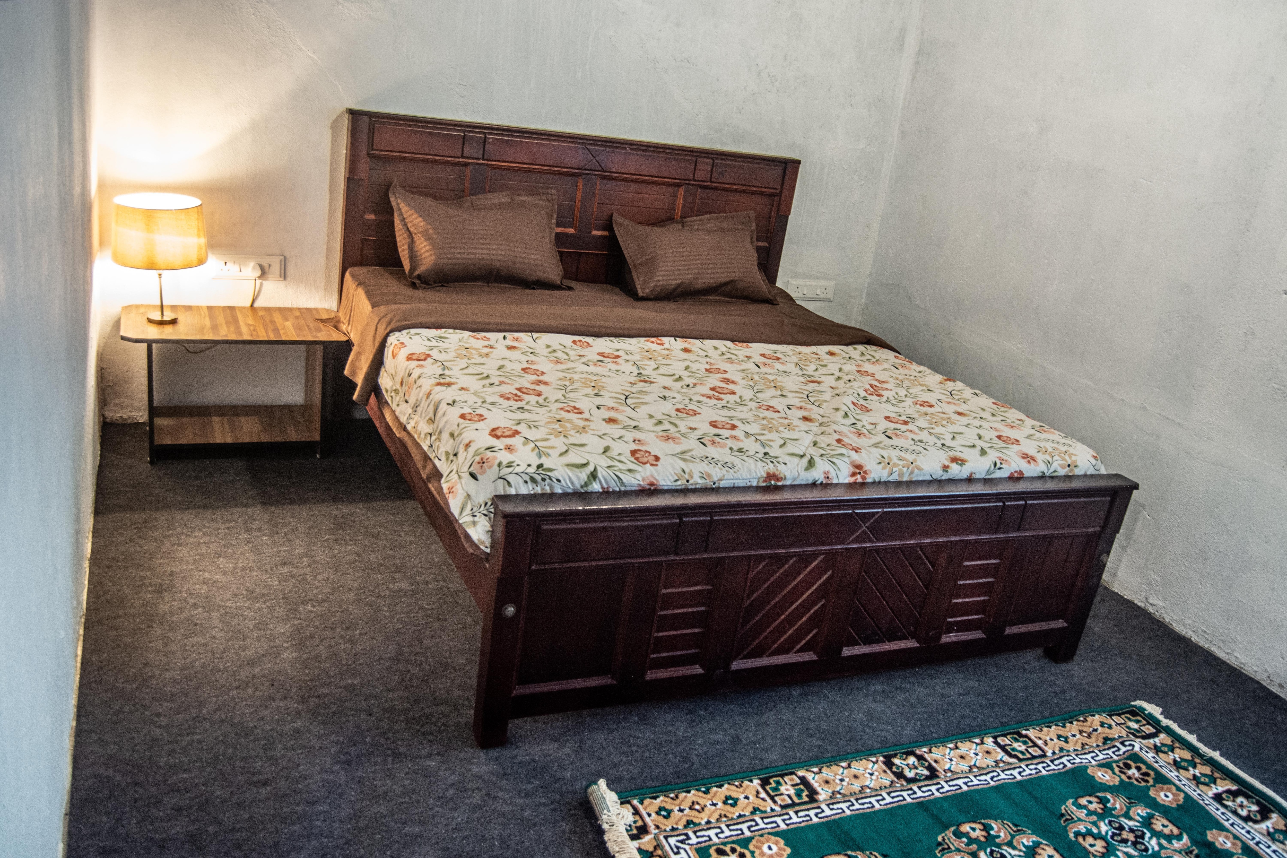 Gymkhana Home Stay - Tap to explore photos
