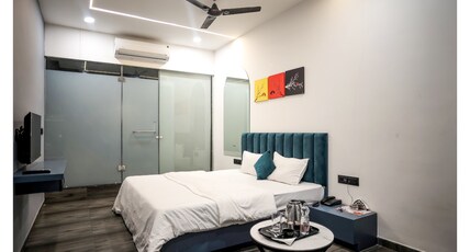 HOTEL THE PARKER INN BY KBNT GROUP Room Type - Super Deluxe Room