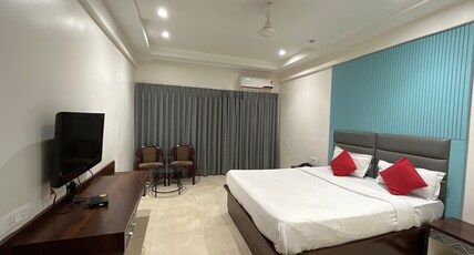 Residency Park Hotel Room Type - A/c Golden Deluxe Rooms