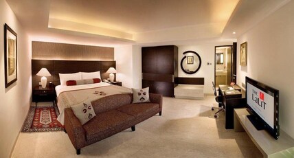 The LaLiT New Delhi Room Type - Luxury Suite