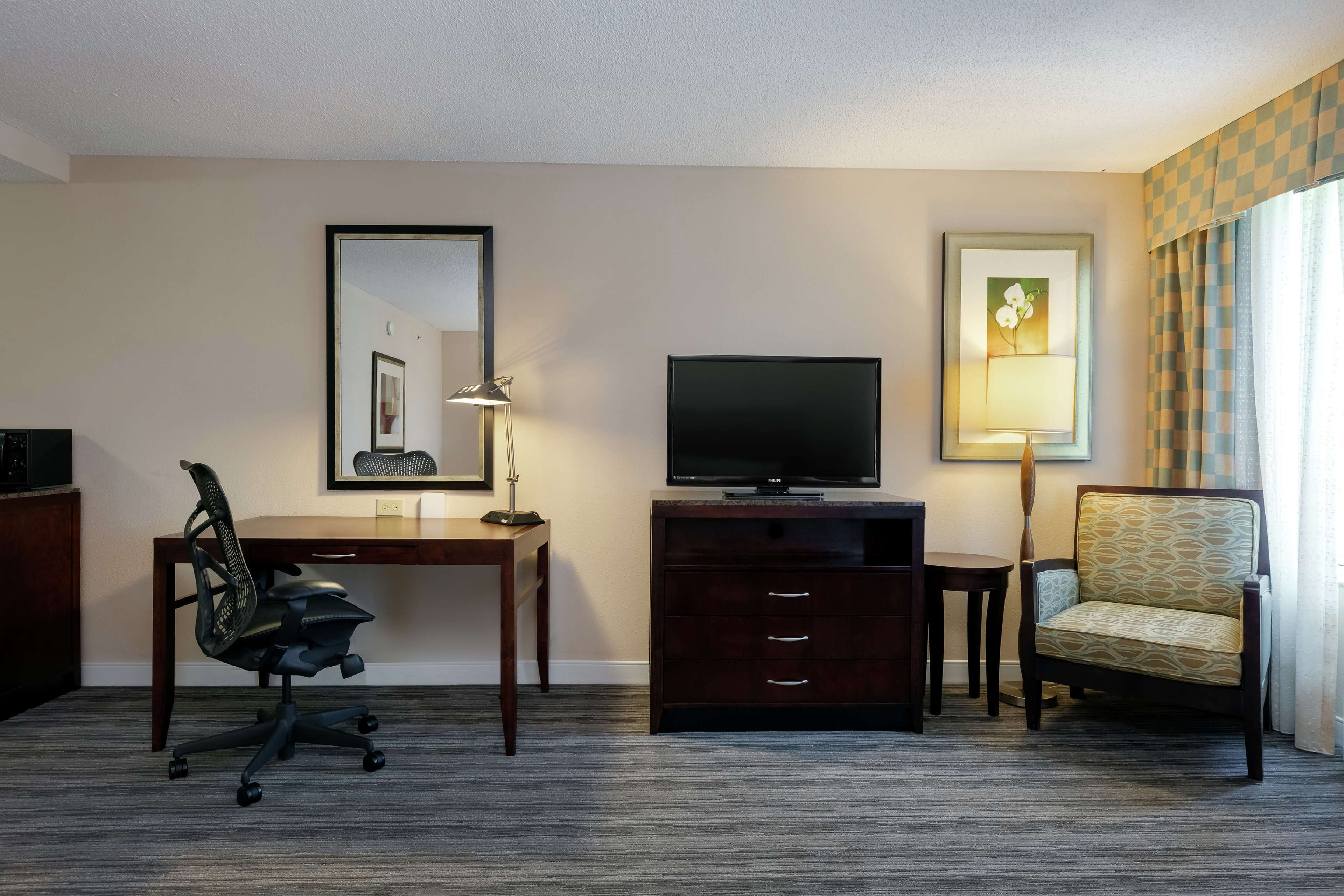 Hilton Garden Inn Mobile West - Tap to explore photos
