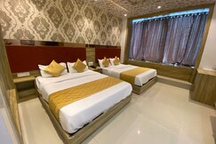 Hotel BKC Crown - Near Trade Centre, Visa Consulate