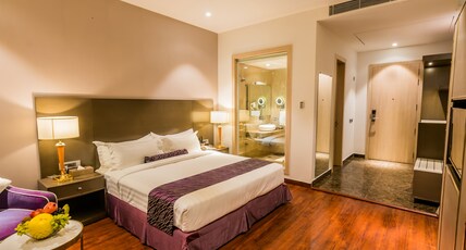 Amara Gateway Hotel Room Type - Premium Room