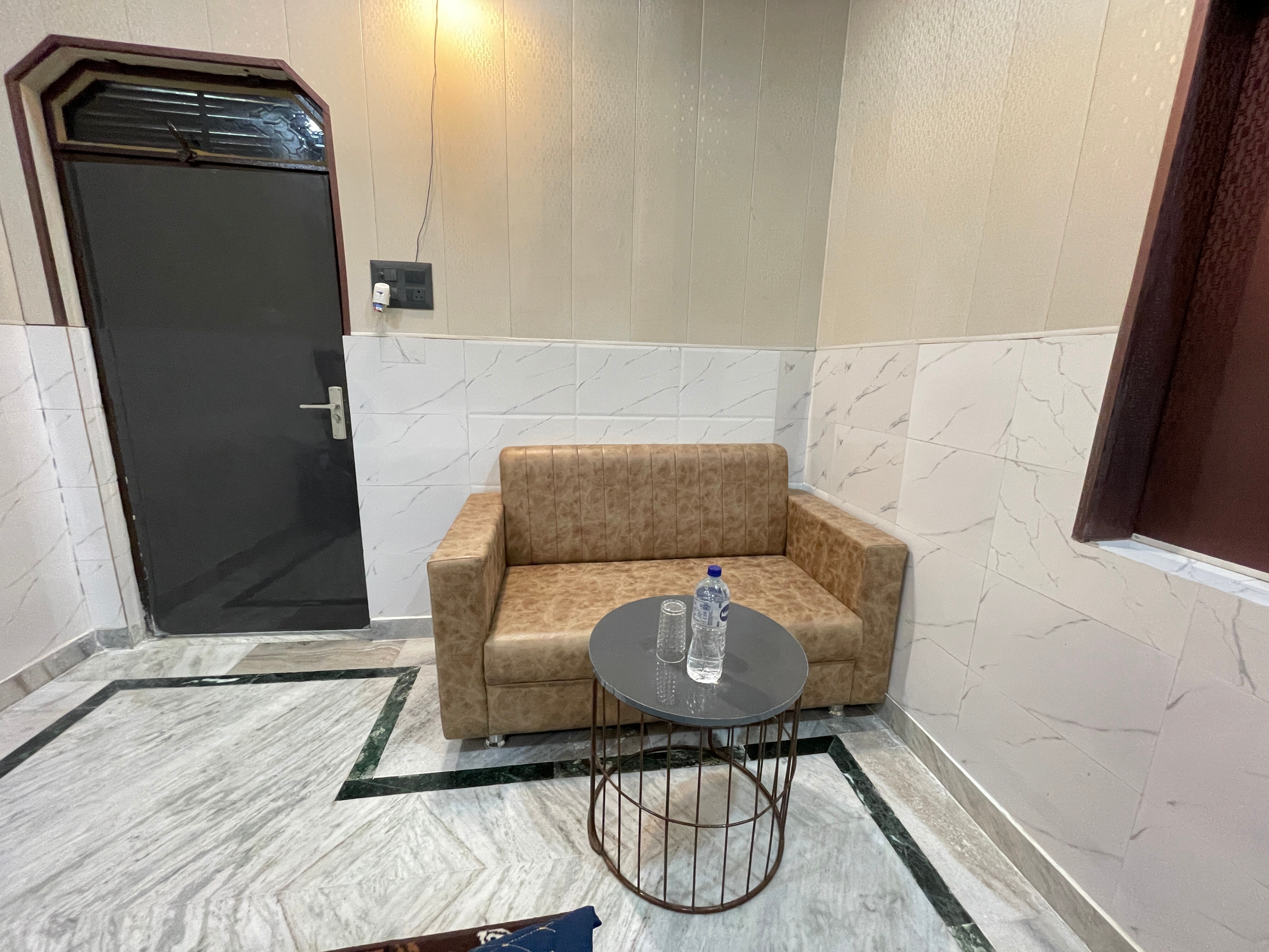 Taran Bliss Home Stay - Tap to explore photos