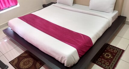 HOTEL REYANSH Room Type - DELUXE ROOM, Location Second Floor, No Lift