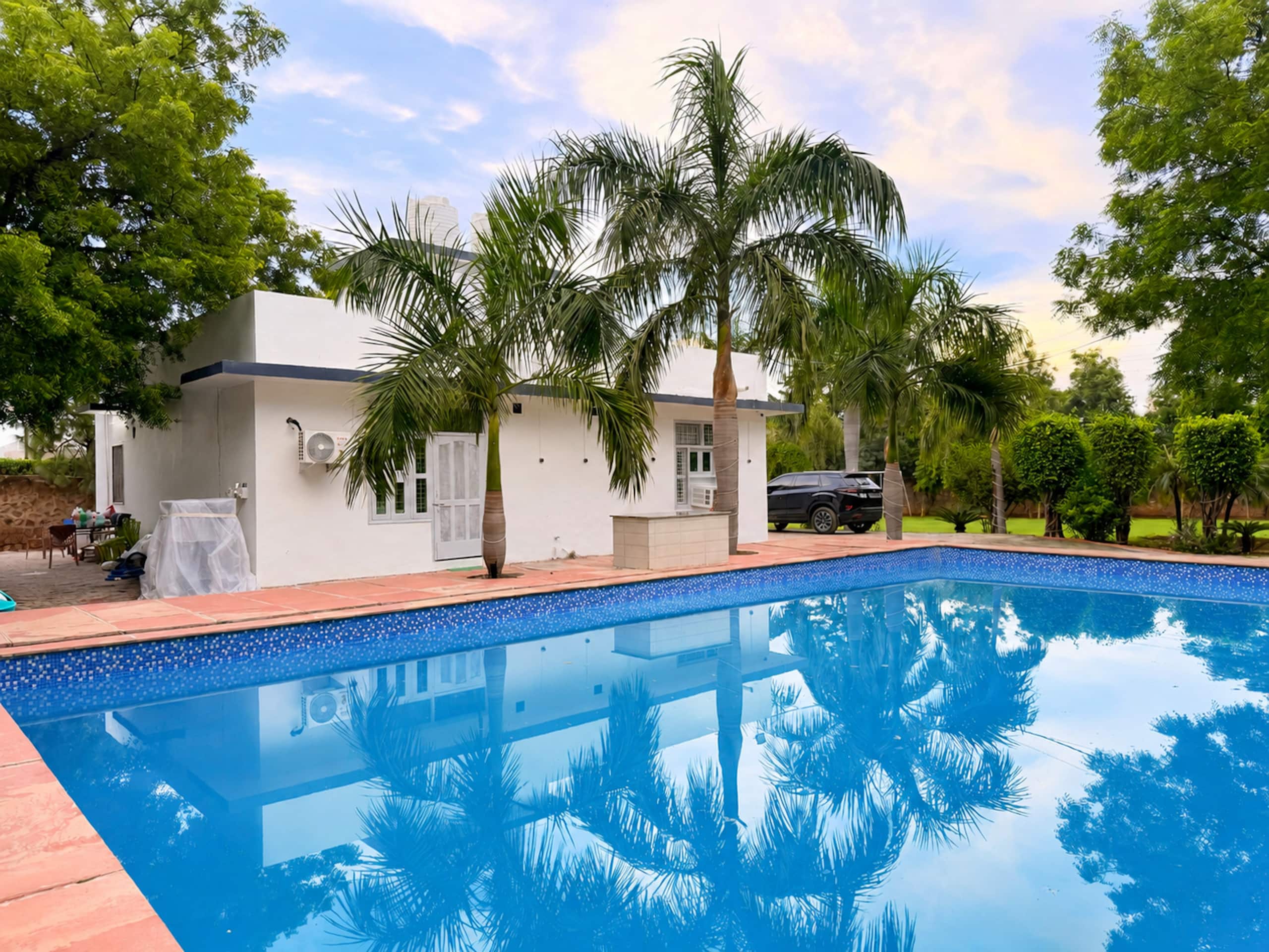 Aravali Villa Pool Party Perfect 3 Bedrooms - Tap to explore photos