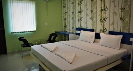 Hotel BluRay Room Type - Deluxe AC Room