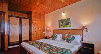 JAGJEETS HOTEL PRADHAN Room Type - Jagjeet Comfort Room