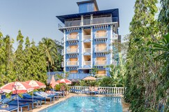 Mayflower Beach Resort