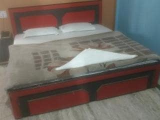 Aditya Guest House - Tap to explore photos