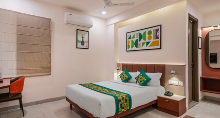 Treebo Premium Hydotel, Hi-Tech City Room Type - Deluxe Family Room