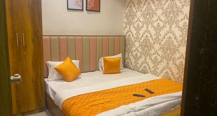 Hotel Krishna Room Type - Deluxe Room