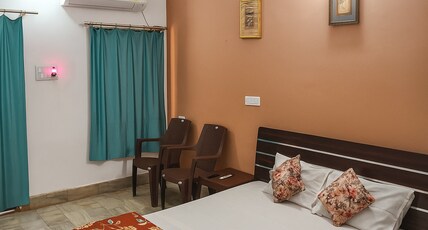 Pearl Homestay Room Type - Double Deluxe room