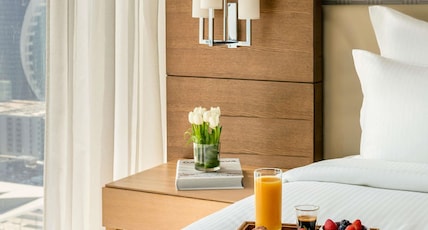 Pullman Doha West Bay Room Type - SUPERIOR EXECUTIVE ROOM, 1 King Size Bed, Lounge Access, Spacious Bathroom and Workstation