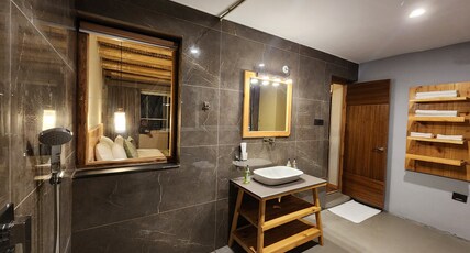 THE UNALOME RESORT Room Type - PREMIUM ROOM